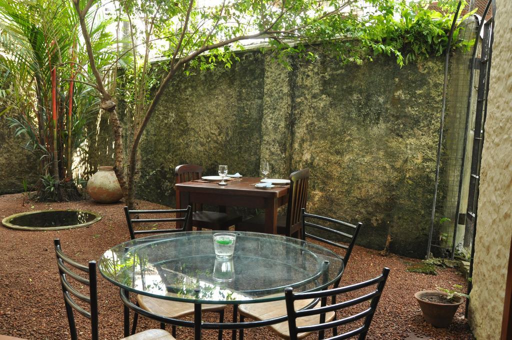 Bangalawa Bed & Breakfast Nawala ภายนอก รูปภาพ