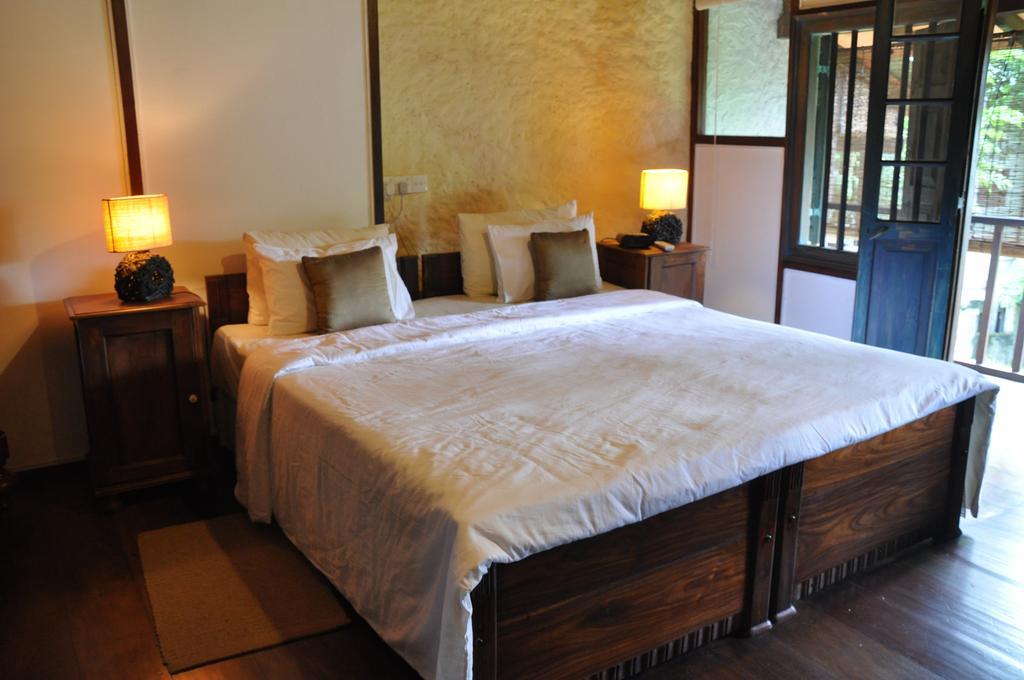 Bangalawa Bed & Breakfast Nawala ภายนอก รูปภาพ