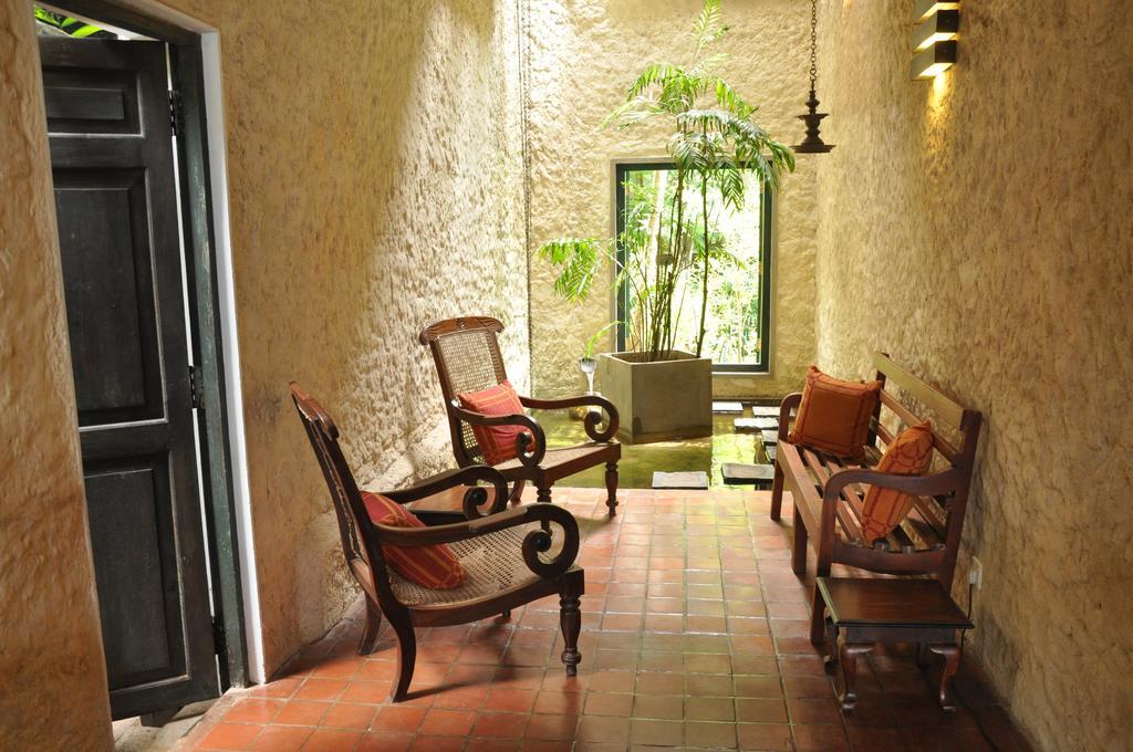 Bangalawa Bed & Breakfast Nawala ภายนอก รูปภาพ